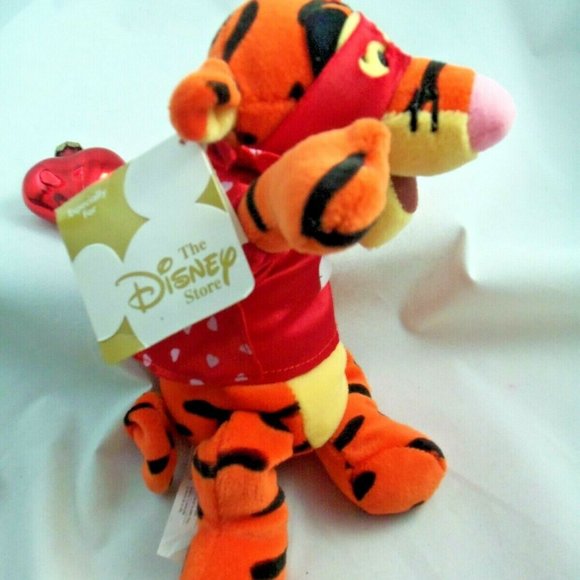 The Disney Store 9" Tigger Super Lover Bean Bag Plush - New with Tags - Picture 7 of 11